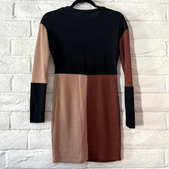 Color Block Ribbed Knit Mini Dress - Picture 5 of 5